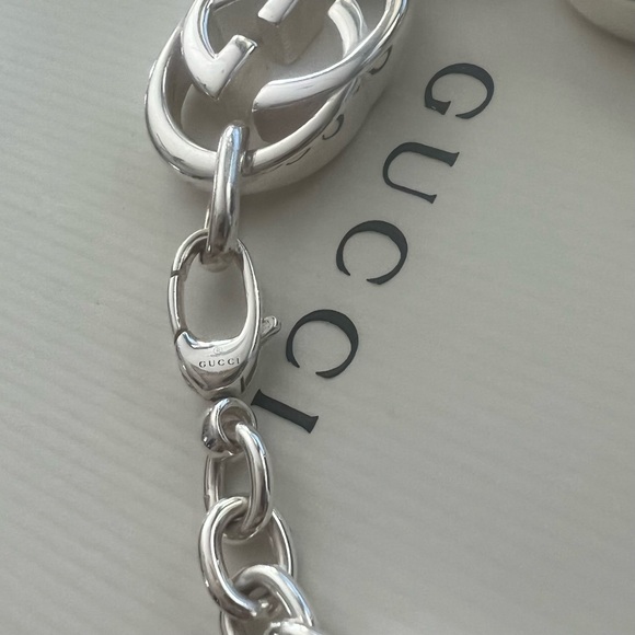 Gucci Britt GG Logo Silver Bracelet*NWB - Picture 4 of 8